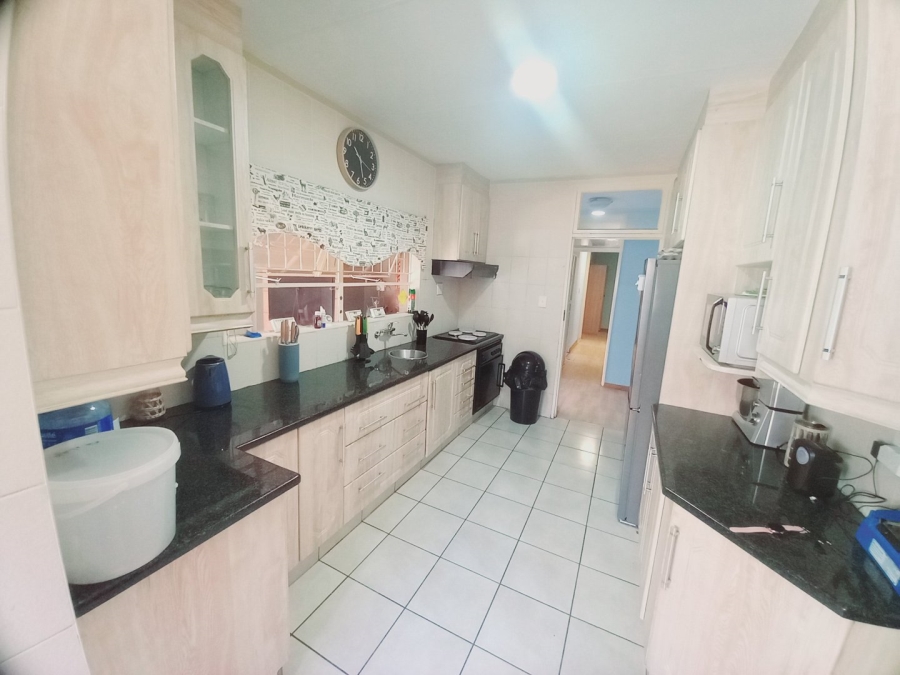 3 Bedroom Property for Sale in Sasolburg Ext 11 Free State